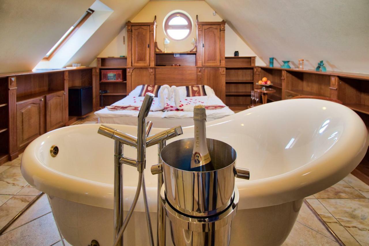 Palazzo Wellness Villa Эгер Экстерьер фото